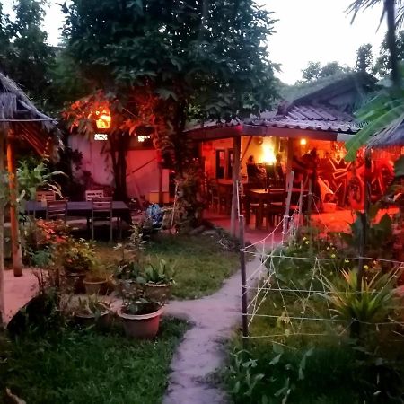 Tortuga Guesthouse Кампот Екстер'єр фото